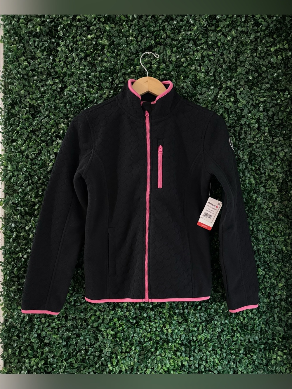 NWT Reebok Girls 14/16 Black Pink Embossed Heart Fleece Jacket